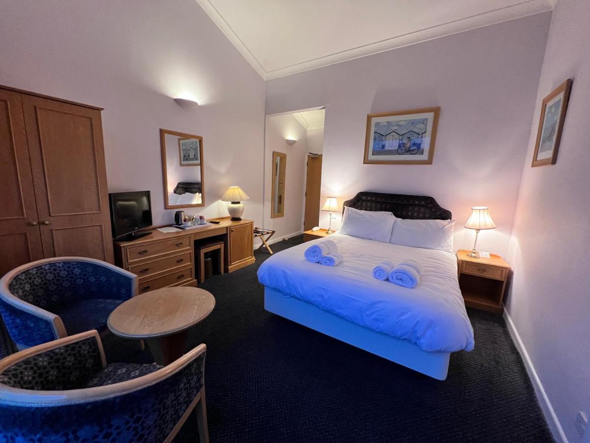 The Royal Lion Hotel Lyme Regis Exteriör bild