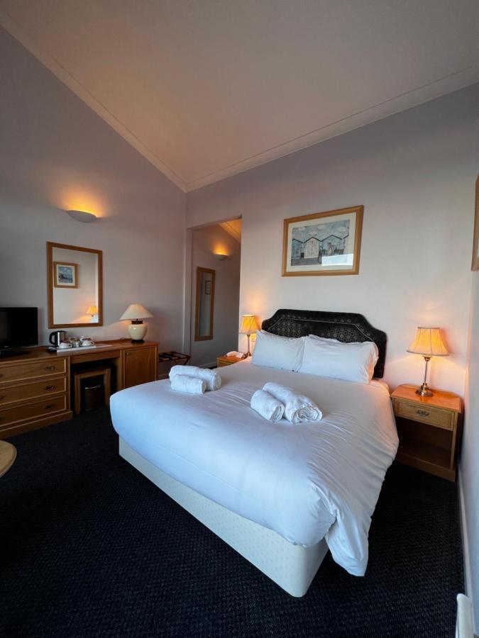 The Royal Lion Hotel Lyme Regis Exteriör bild