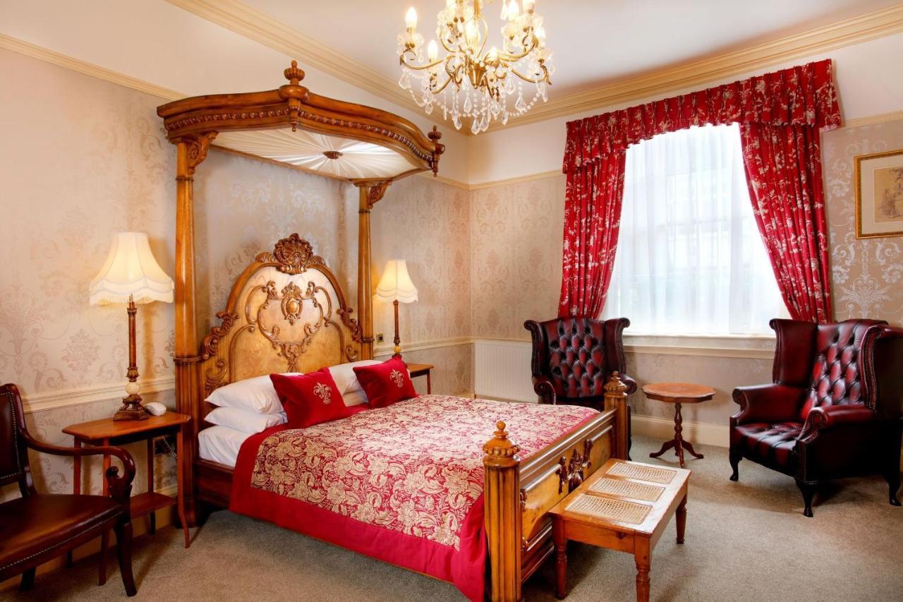 The Royal Lion Hotel Lyme Regis Exteriör bild