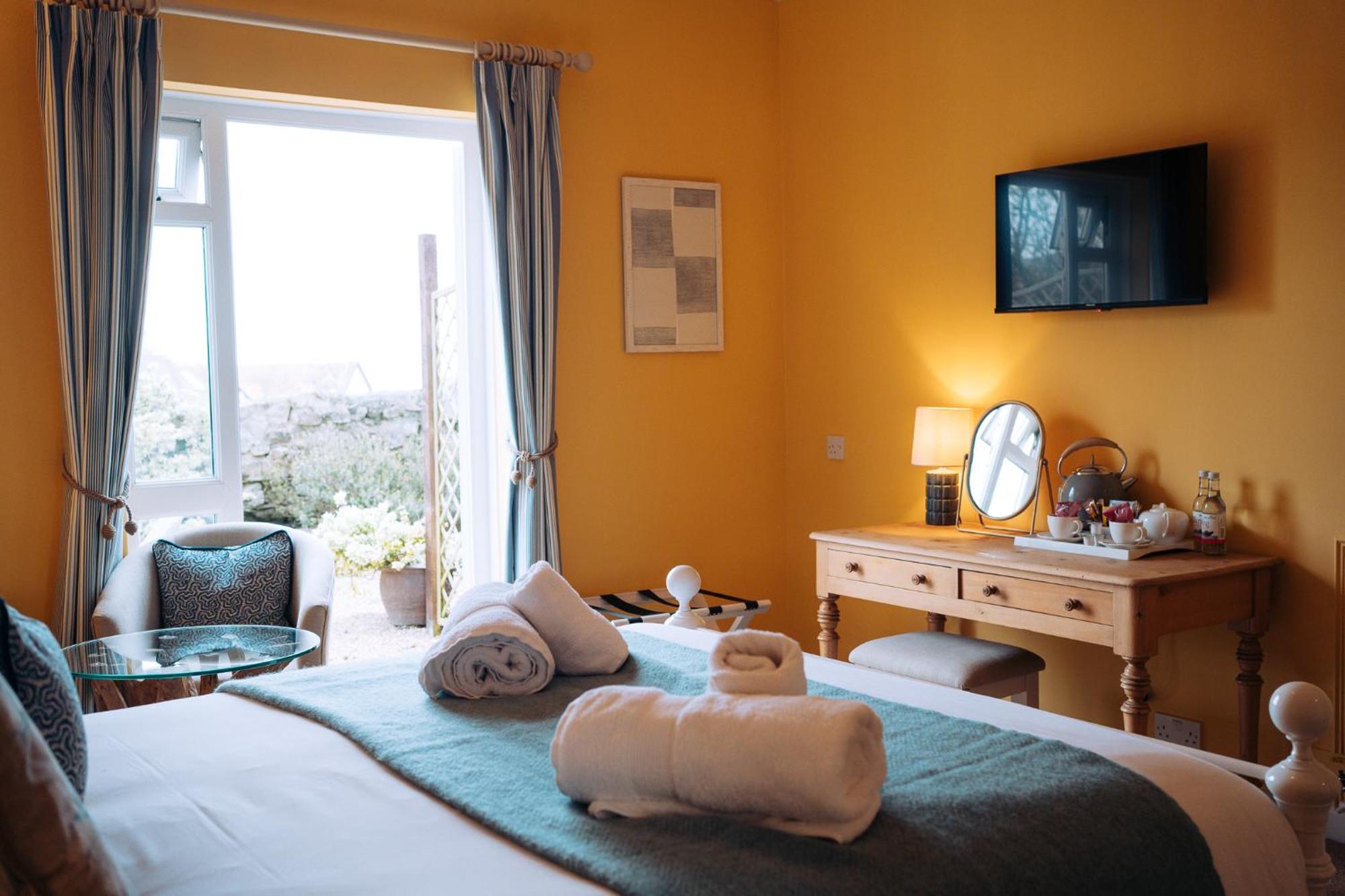 The Royal Lion Hotel Lyme Regis Exteriör bild