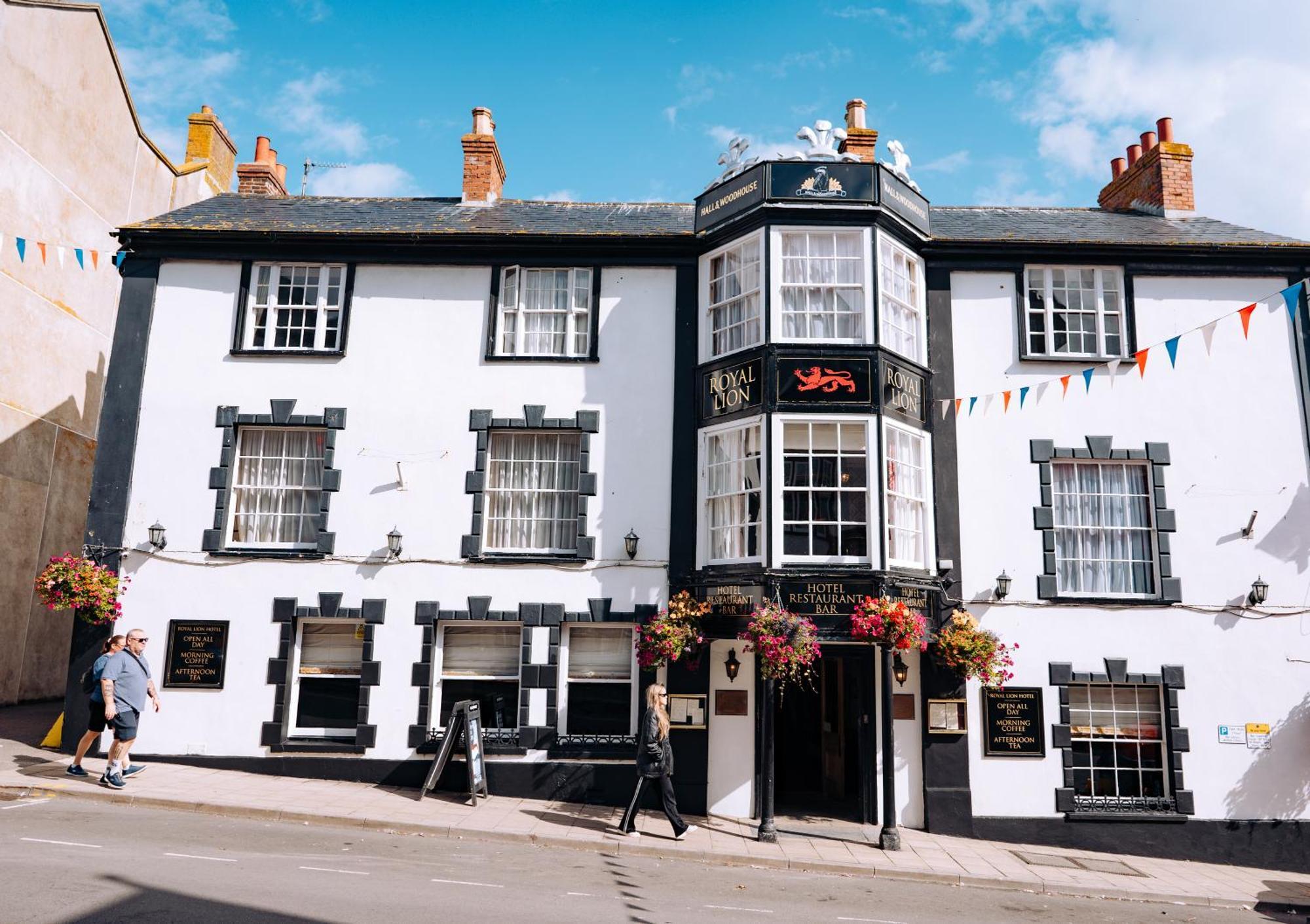 The Royal Lion Hotel Lyme Regis Exteriör bild